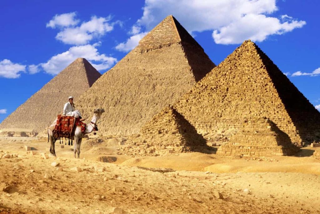 pyramids giza Egypt