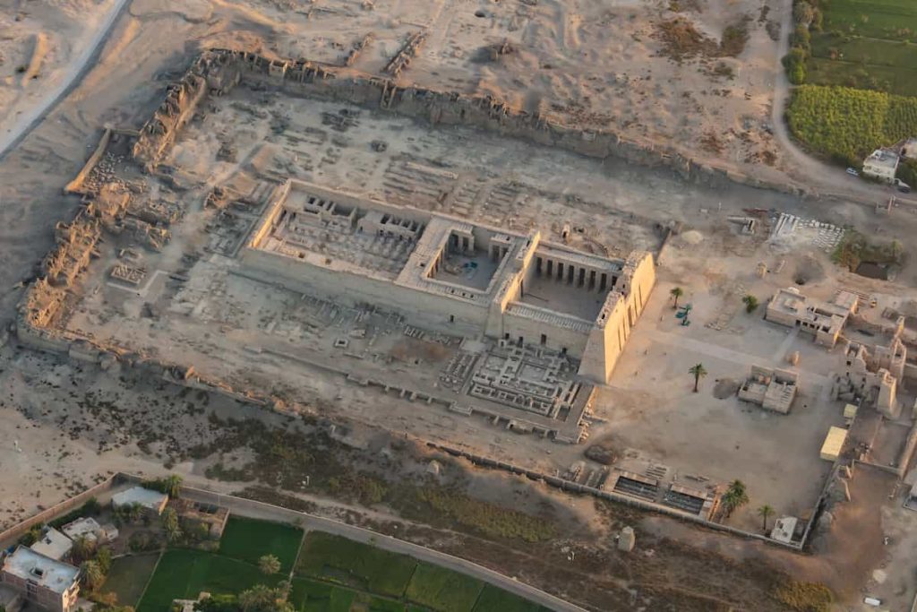 Palace of Thutmose III in Thebes ancient egyptian palaces