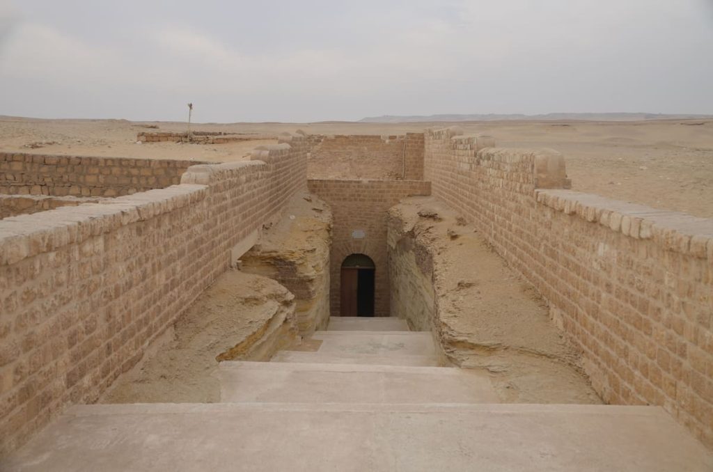Who Was Buried in the Serapeum of Saqqara?