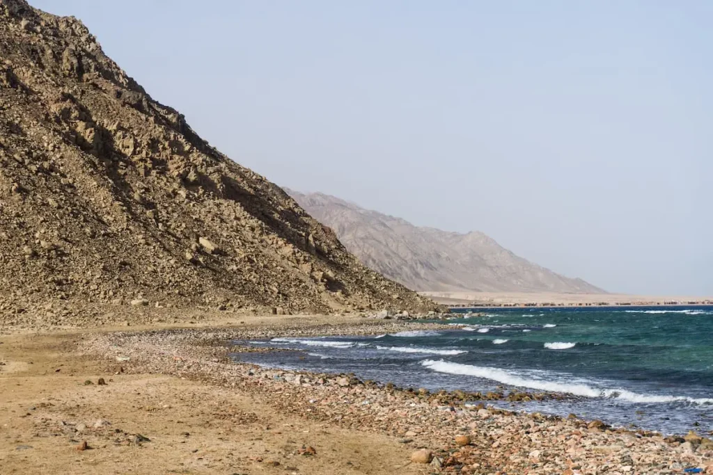 Ras Abu Galoum