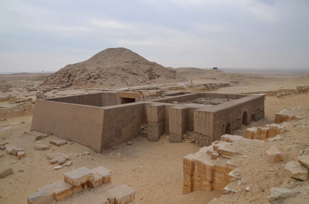  a smooth-sided pyramid built in the 24th century BC 