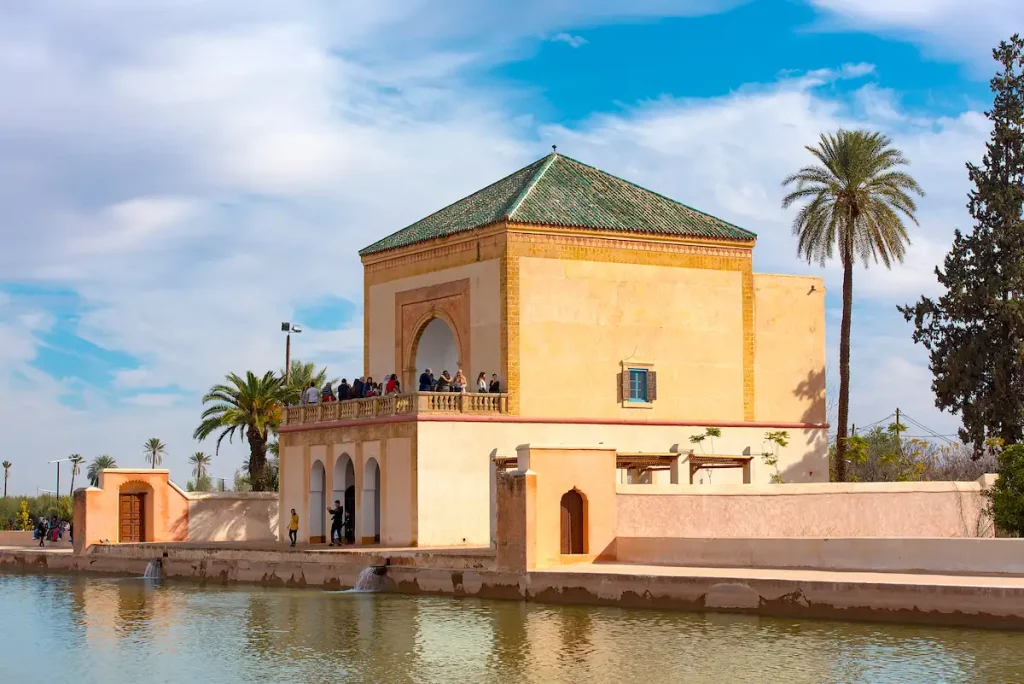  Menara Gardens and tourists in Marrakech