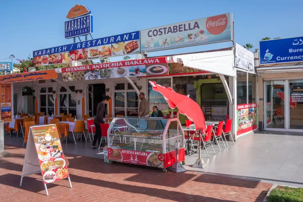 Restaurants and cafes on the waterfront in front of the city beach