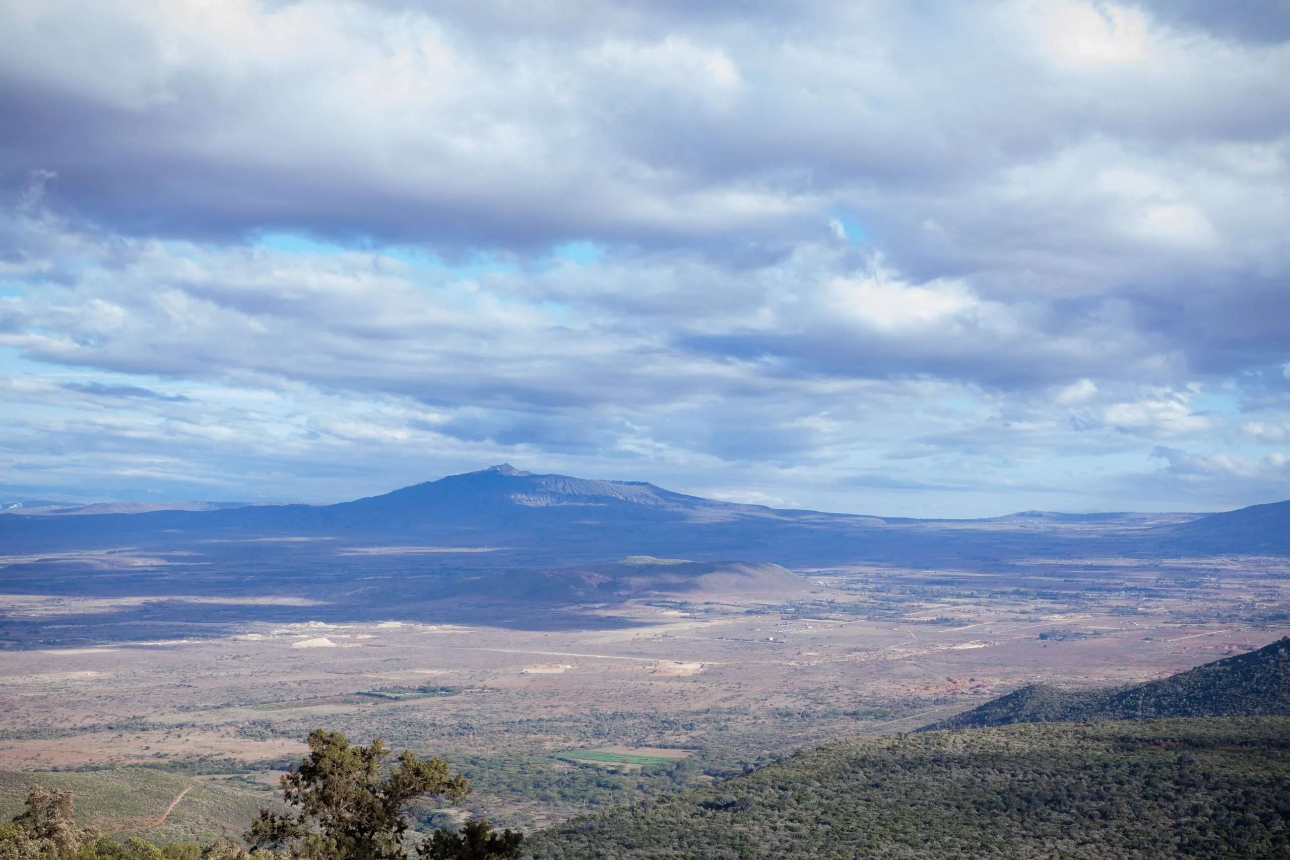  A beautiful view of Mount Longonot National Park 