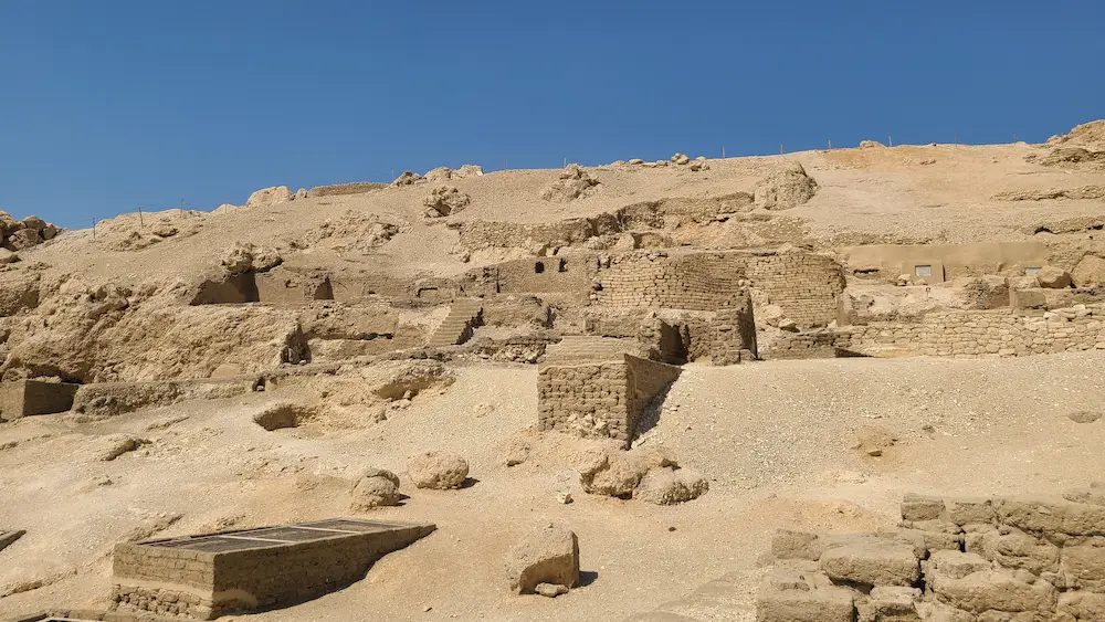 View of Dra' Abu el-Naga