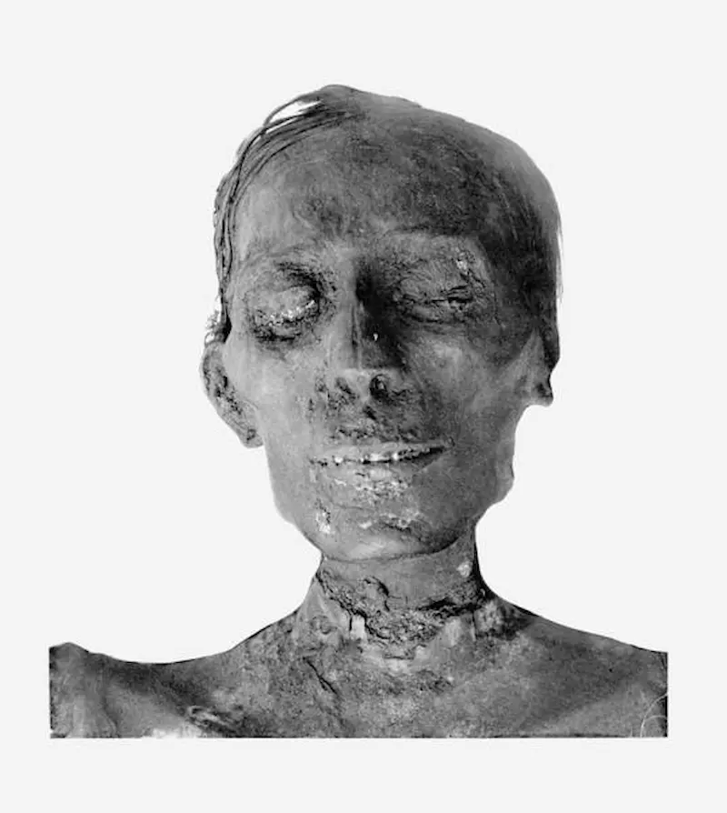 Thutmose IV mummy