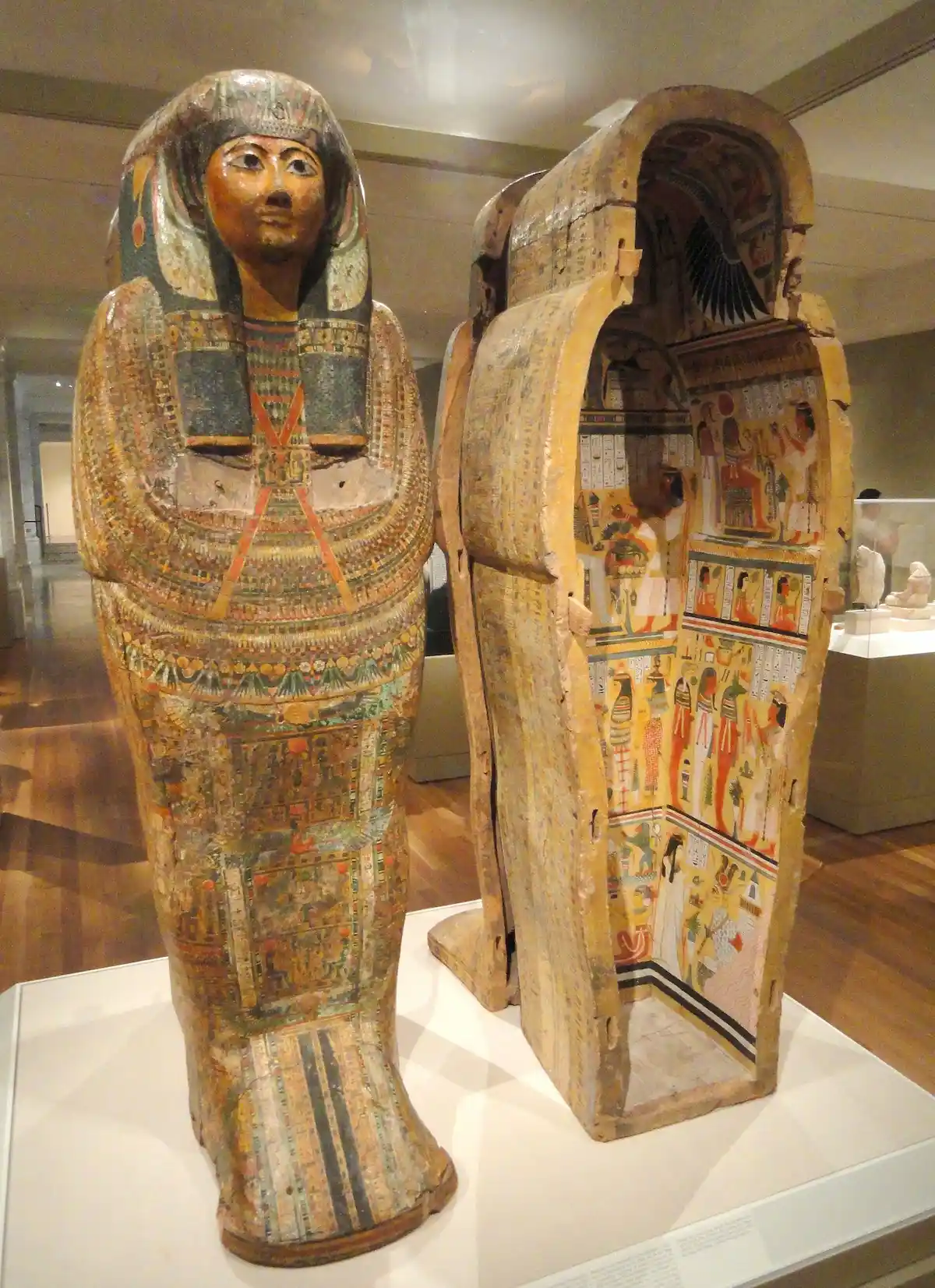 Neskhons: The Influential Priestess and Royal Woman of Egypt’s 21st Dynasty