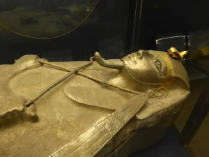 Psusennes I: The Silver Pharaoh of Egypt’s 21st Dynasty