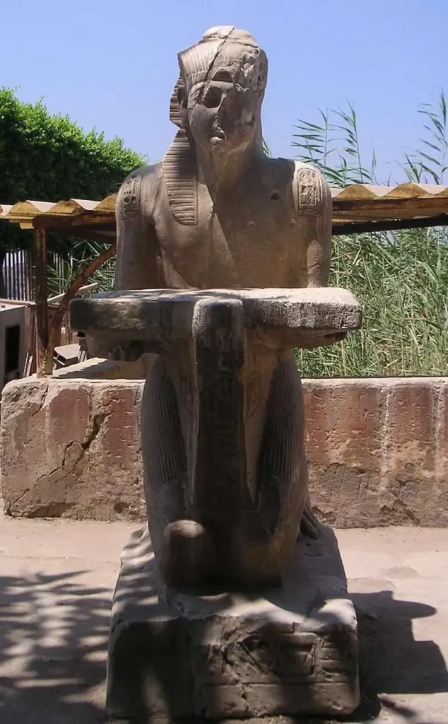 Statue of Seti II making an offering to the gods Atum and Shu – 19th Dynasty – Heliopolis
